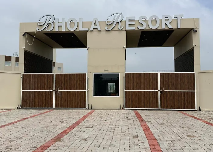 Bhola Resort